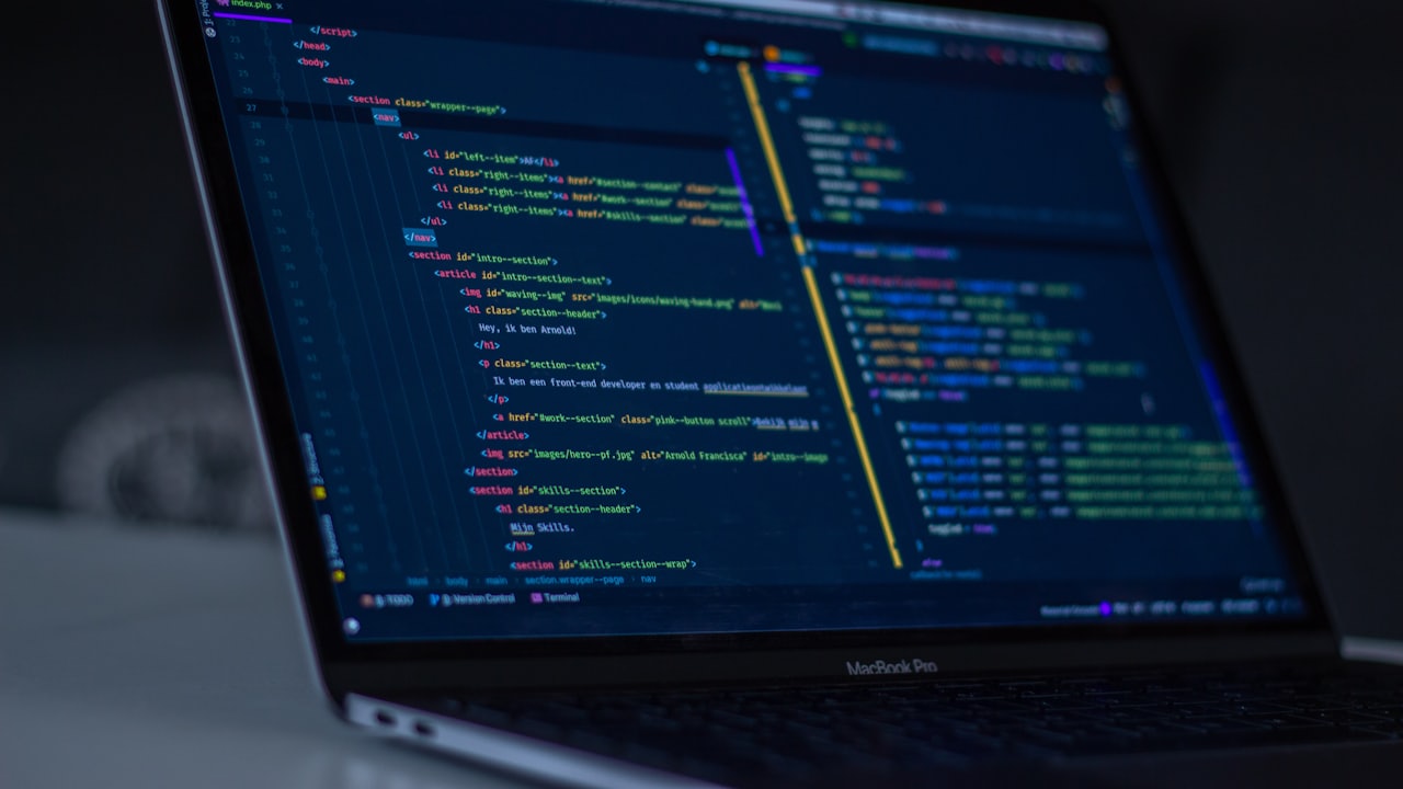 llms.txt : faut-il en avoir un pour être visible des IA ?